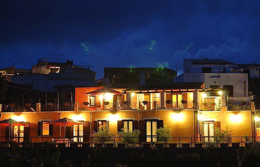 Hotel Clelia Isola di Ustica Exterior foto