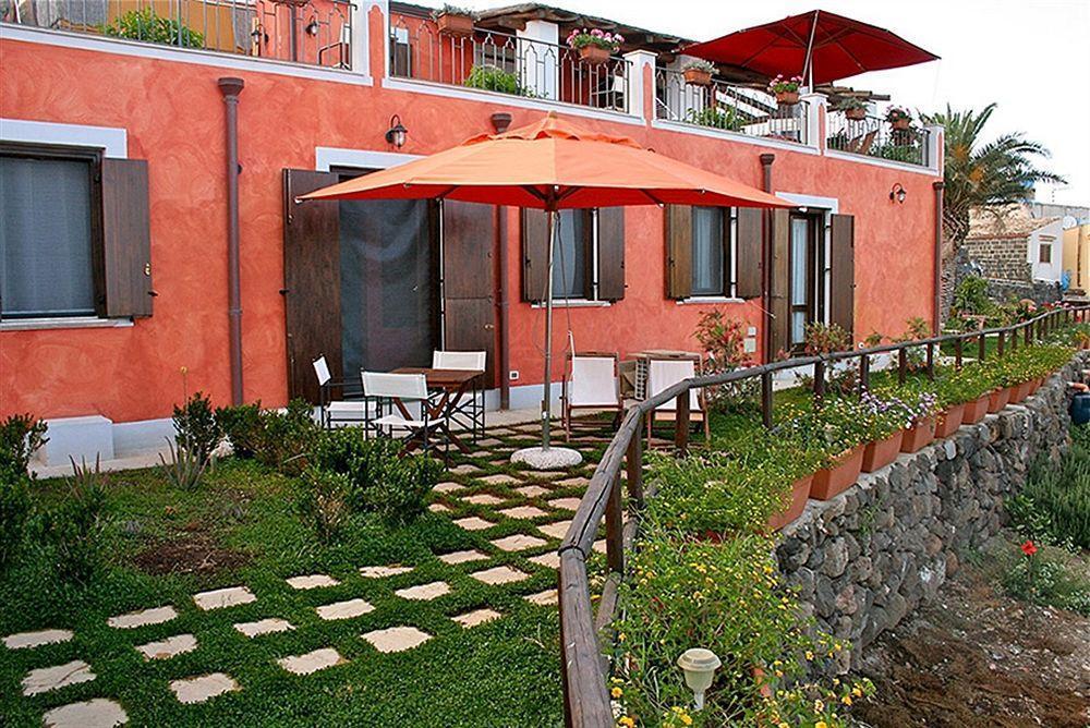 Hotel Clelia Isola di Ustica Exterior foto