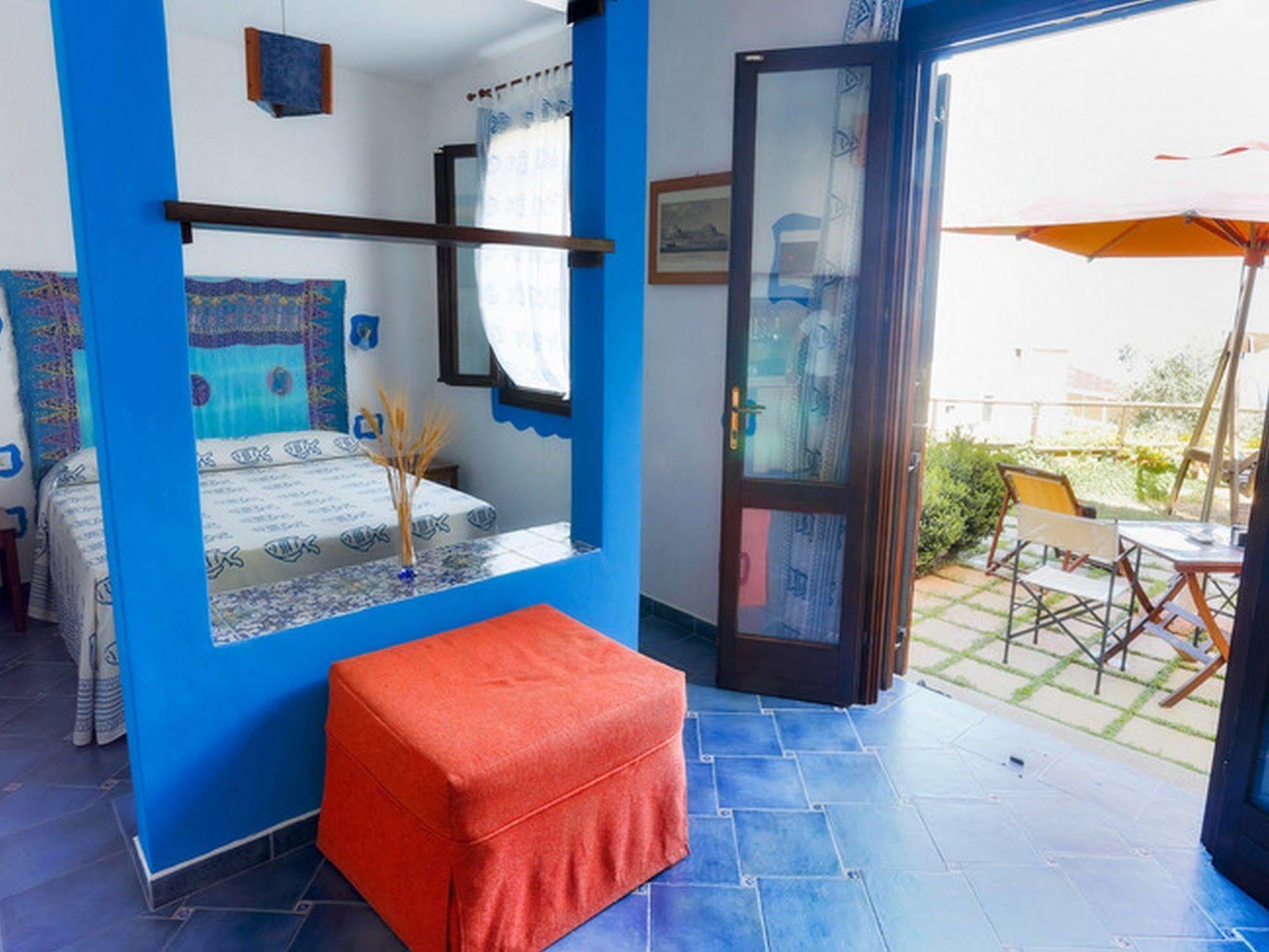 Hotel Clelia Isola di Ustica Exterior foto